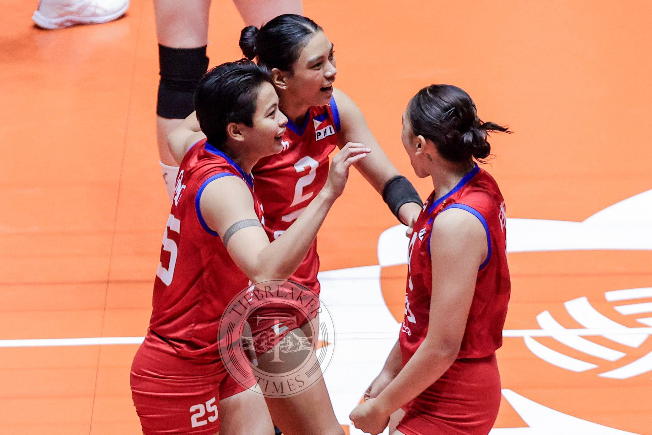 Alyssa Valdez, Ara Galang share long-awaited national team moment