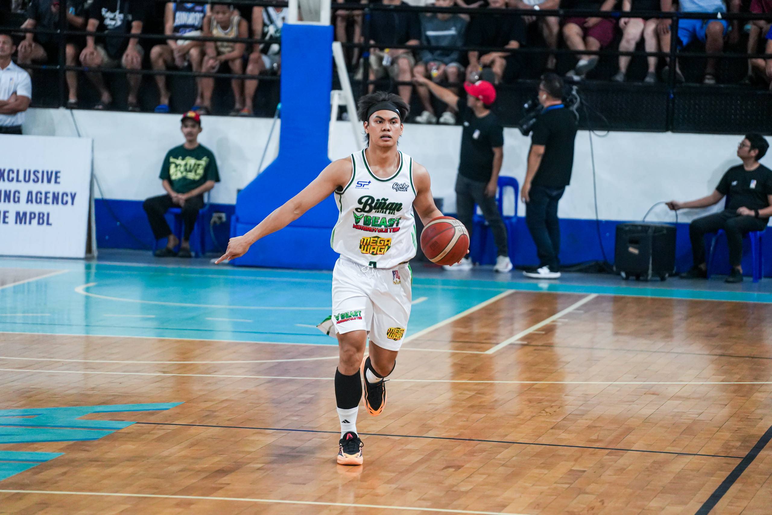 MPBL: Nic Cabanero, Biñan Tatak Gel unleash 50-point demolition of short-handed Iloilo