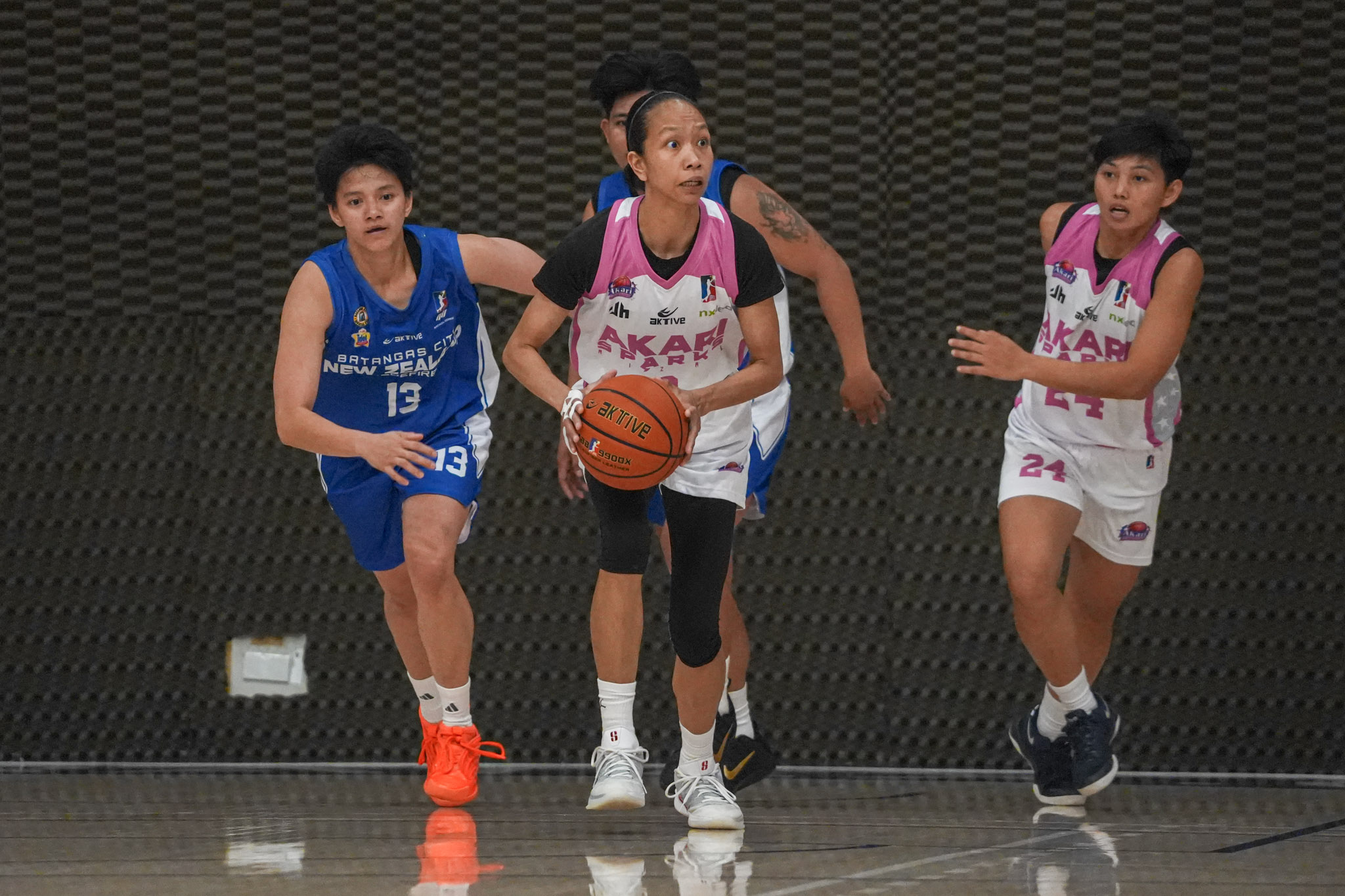WMPBL-2nd-Reg-Season_-Akari-vs-Batangas_-SAMBILE-Camille-08441 Lim drops 29 as Akari-Rizal storms into WMPBL semis, avenges Batangas-NZ Bluefire defeat Basketball News WMPBL - philippine sports news