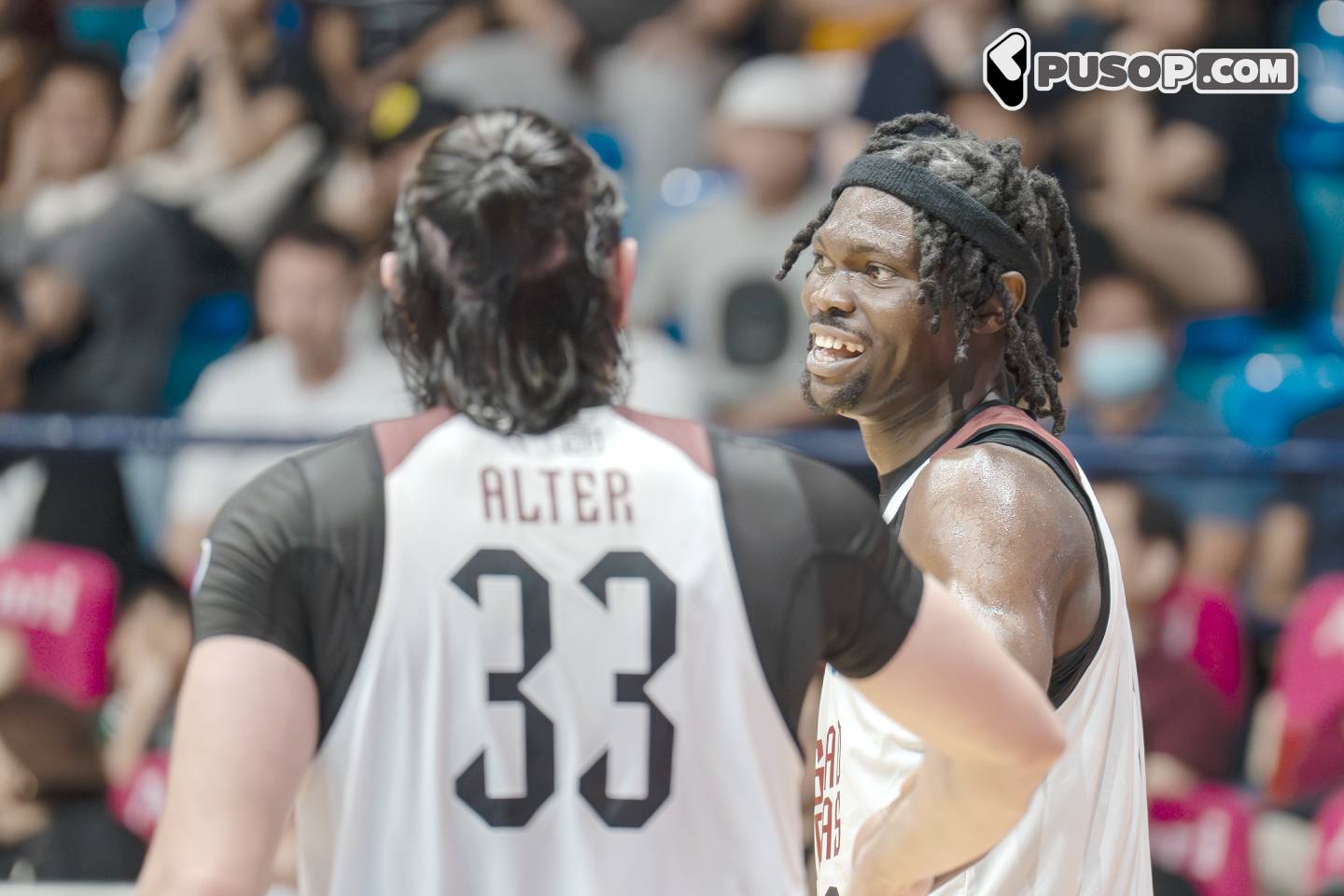 2026-Filoil-UP-def-DLSU-Francis-Nnoruka UP crushes La Salle, locks up No. 1 seed in Filoil UAAP Group Basketball CSJL DLSU MIT News SBC UP UPHSD - philippine sports news