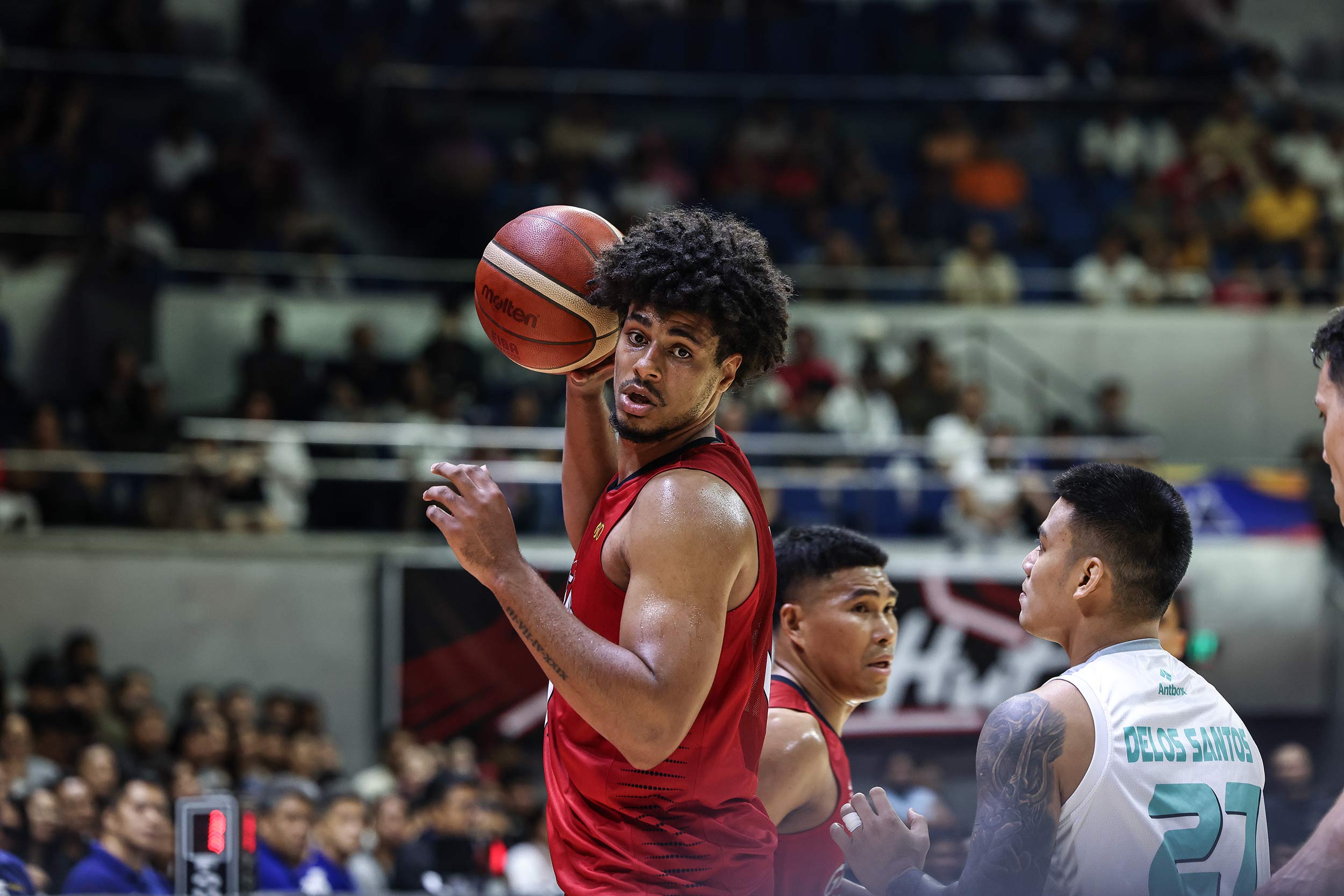 2026-PBA-Governors-Cup-Ginebra-vs-Phoenix-Riley-Grigsby Phoenix holds off debuting Ginebra, goes 3-0 in PBA Govs' Cup Basketball News PBA - philippine sports news