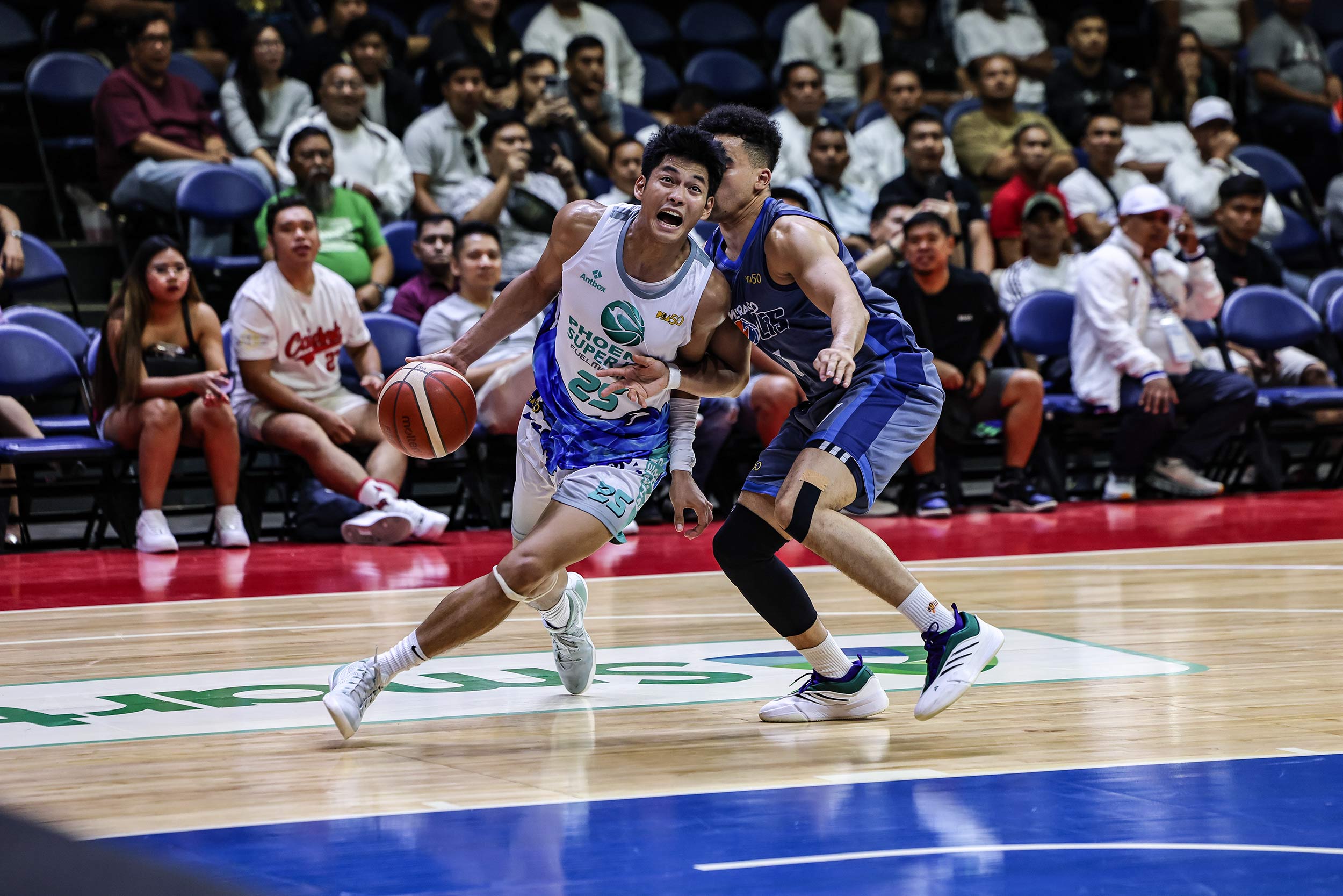 2026-PBA-Governors-Cup-Meralco-vs-Phoenix-Ricci-Rivero Tuffin's clutch free throws lift Phoenix past Meralco to go 2-0 in PBA Govs' Cup Basketball News PBA - philippine sports news