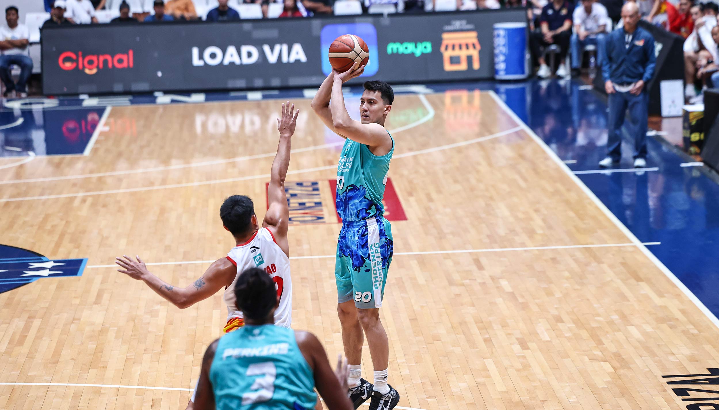 2026-PBA-Governors-Cup-Phoenix-vs-Rain-or-Shine-Kenneth-Tuffin Fuller powers Rain or Shine past unbeaten Phoenix for first PBA Govs' Cup win Basketball News PBA - philippine sports news