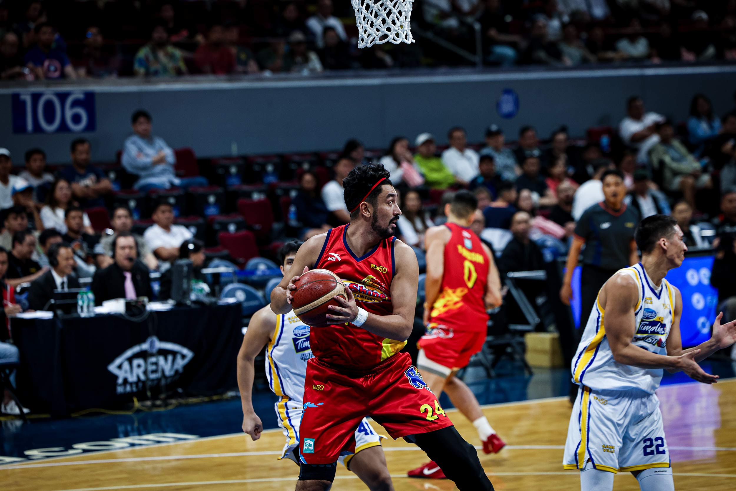 2026-PBA-Governors-Cup-Rain-or-Shine-vs-Magnolia-Luis-Villegas PBA: Nocum nails career-high, hits game-winner to power Rain or Shine over Magnolia Basketball News PBA - philippine sports news