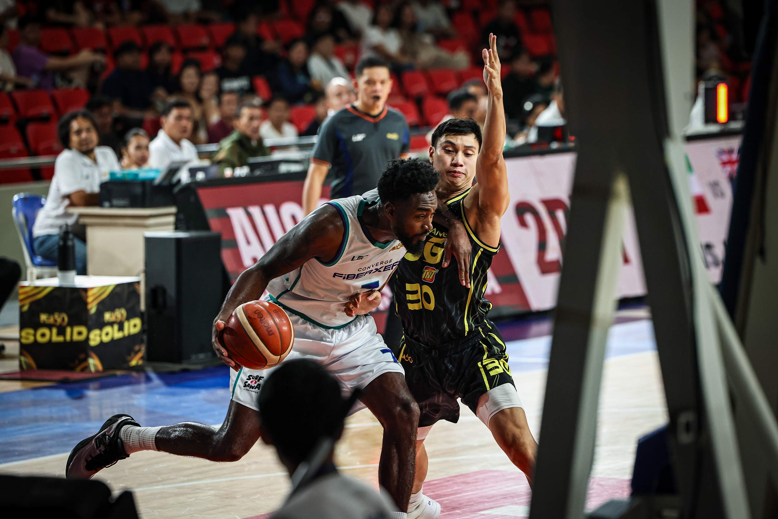 2026-PBA-Governors-Cup-TNT-vs-Converge-Jamaal-Franklin PBA: Nambatac's buzzer-beating three rescues injury-hit TNT against Converge Basketball News PBA - philippine sports news
