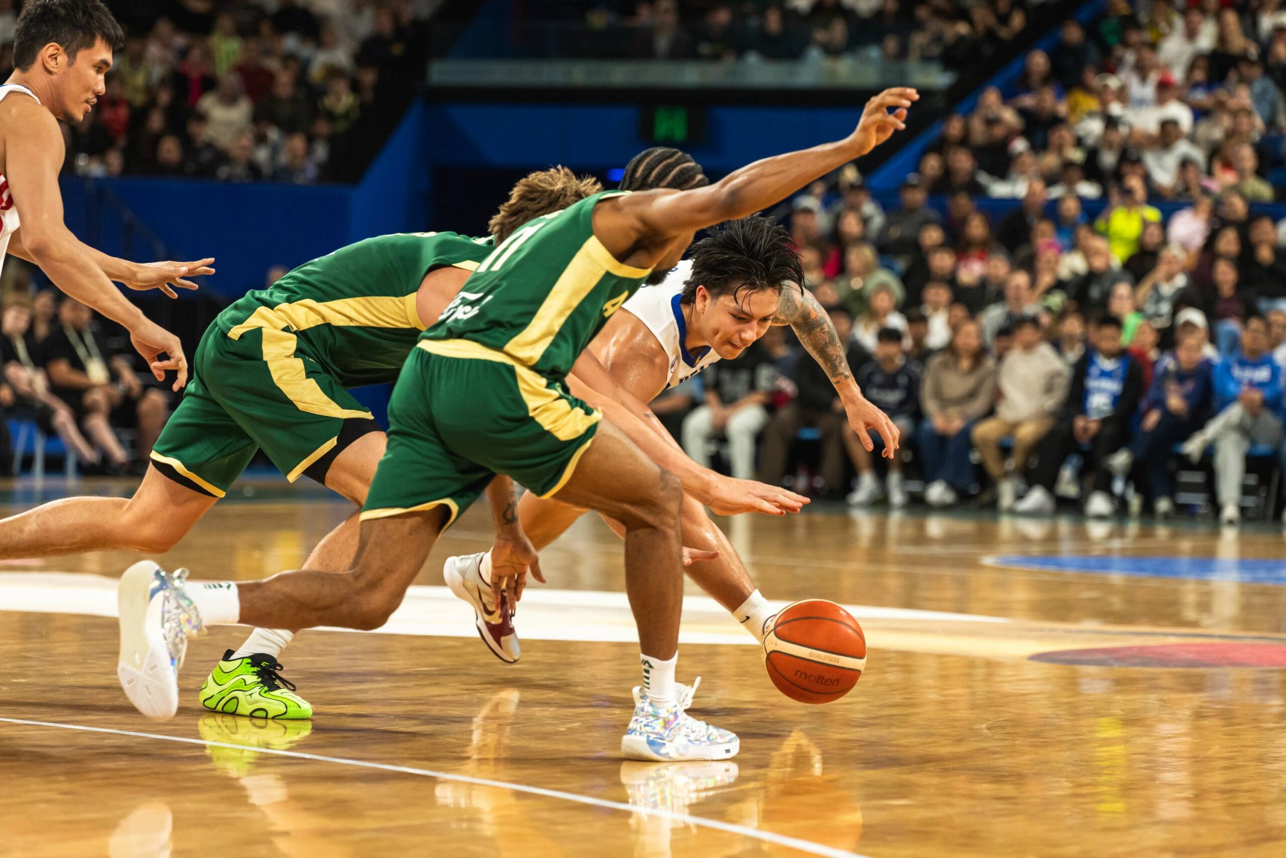 2027-FIBA-World-Cup-Qualifiers-Gilas-Men-vs-Australia-Dwight-Ramos-2-scaled Tim Cone refuses to blame Brownlee absence, says Australia's superior talent proved the difference Basketball Gilas Pilipinas News  - philippine sports news
