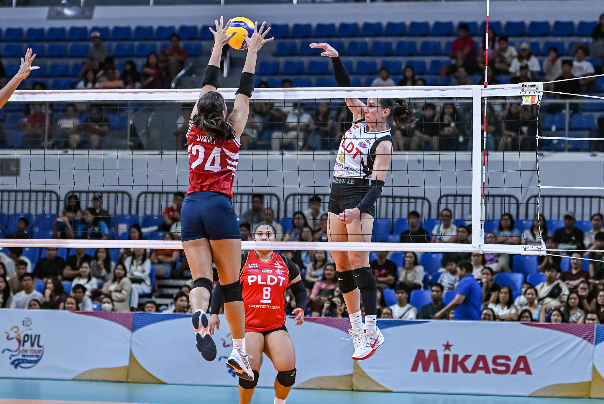 PVL-On-Tour-2026-PLDT-vs.-Choco-Mucho-Savi-Davison-2051 PLDT survives Choco Mucho rally, secures winning start in PVL On Tour News PVL Volleyball - philippine sports news