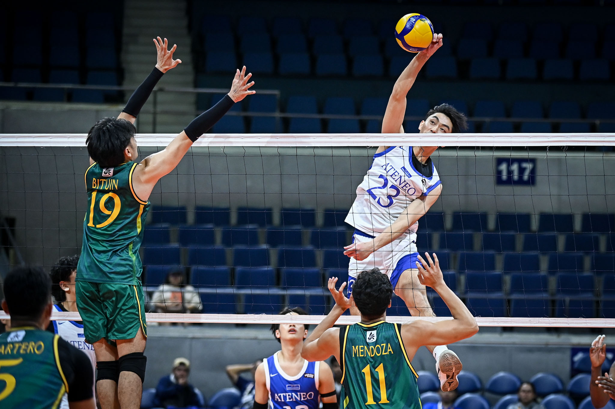 UAAP-88-MVB-ADMU-vs.-FEU-Brian-Castro-9217 Brian Castro takes talents to Japan, lands SV.LEAGUE deal with Kagoshima News Volleyball - philippine sports news