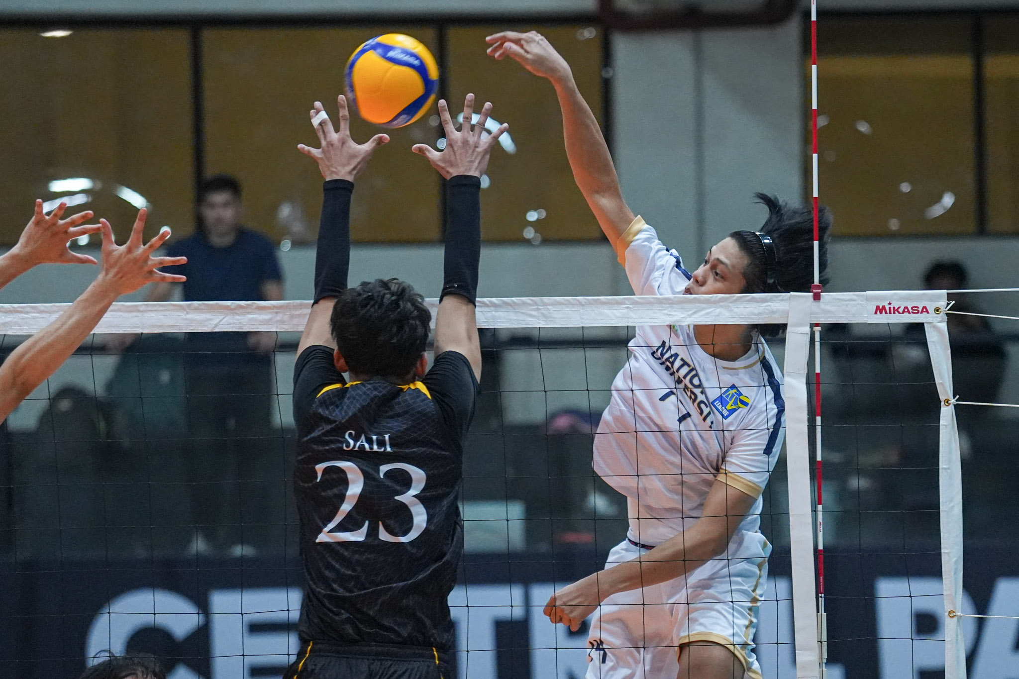 V-League-2026-Mens-Division_-NU-vs-UST_-ORDIALES-Leo-01232 NU outlasts UST in V-League five-set thriller AU CSJL News NU UST V-League  - philippine sports news