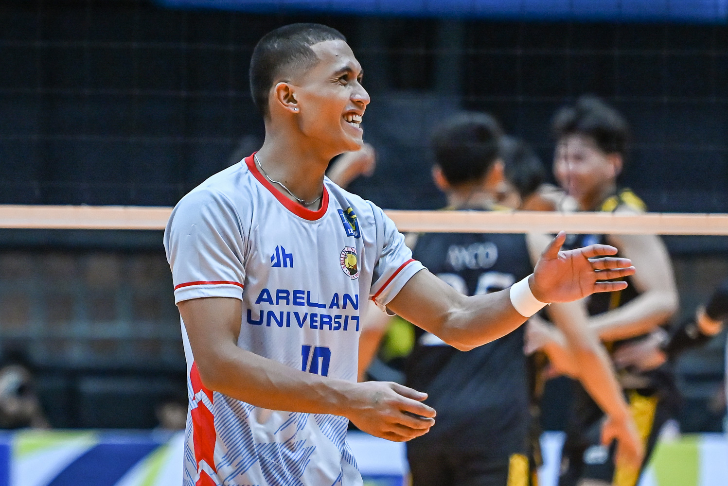 VL-2026-UST-vs.-AU-CJ-Dominguito-0517 Letran ends Benilde’s perfect run, Arellano frustrates UST in V-League AU CSB CSJL News UST V-League Volleyball - philippine sports news