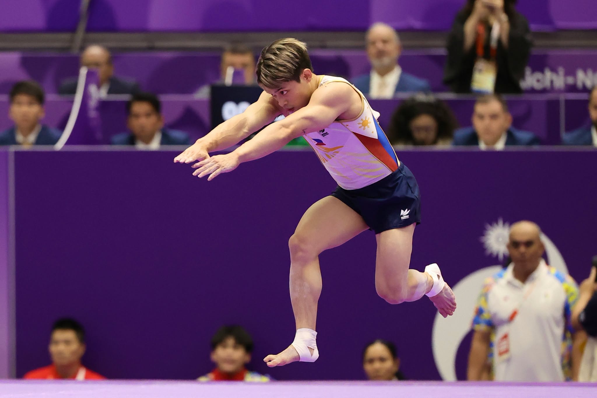 2026-Asian-Games-Floor-Carlos-Yulo-2 Carlos Yulo finally completes golden collection with Asian Games floor exercise gold 2026 Asian Games Gymnastics News - philippine sports news