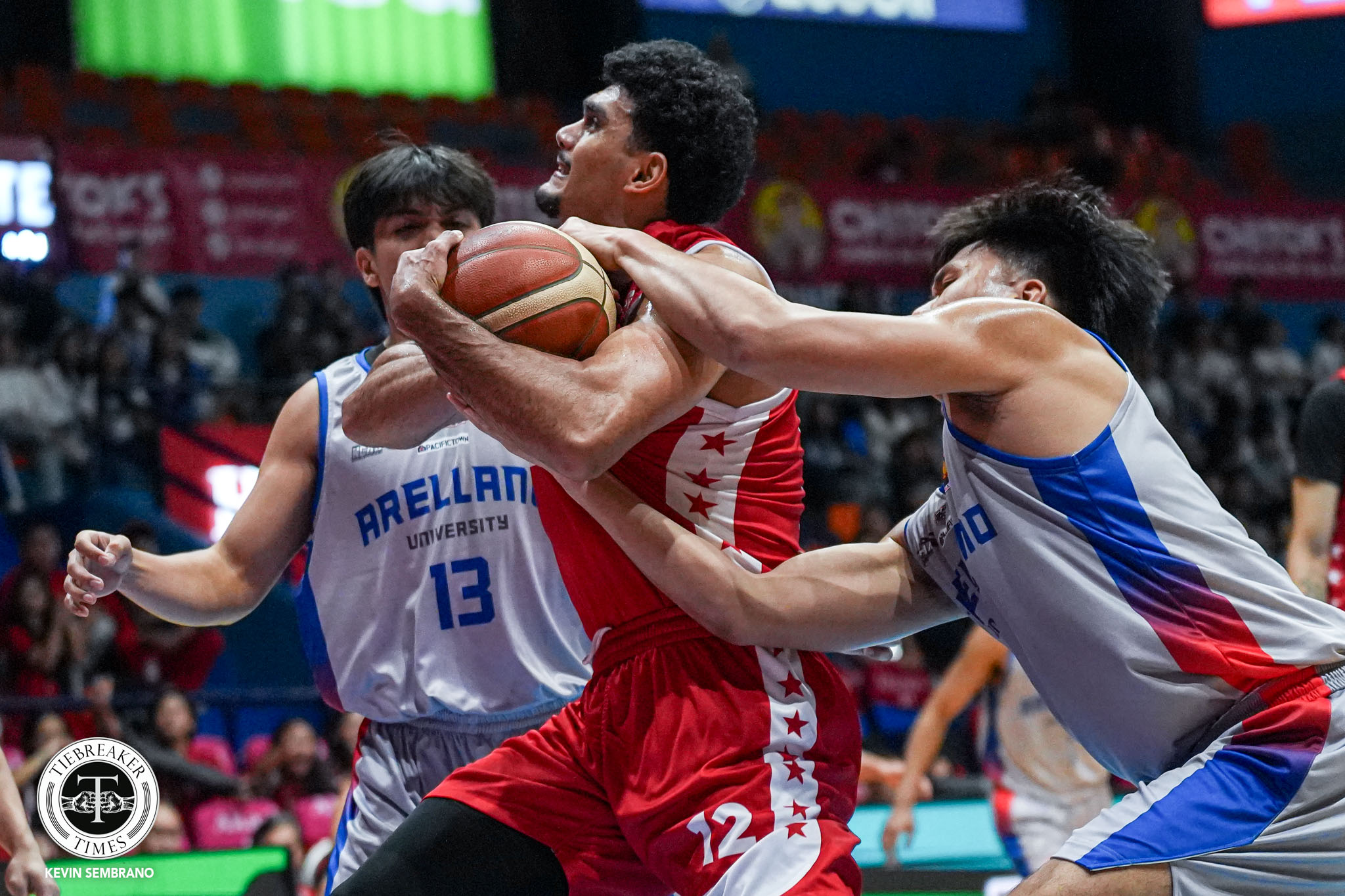 NCAA102-AU-vs-EAC_-Jacob-Shhanoda Basti Valencia comes through as Arellano escapes EAC, stays unbeaten in NCAA B AU Basketball EAC NCAA News - philippine sports news