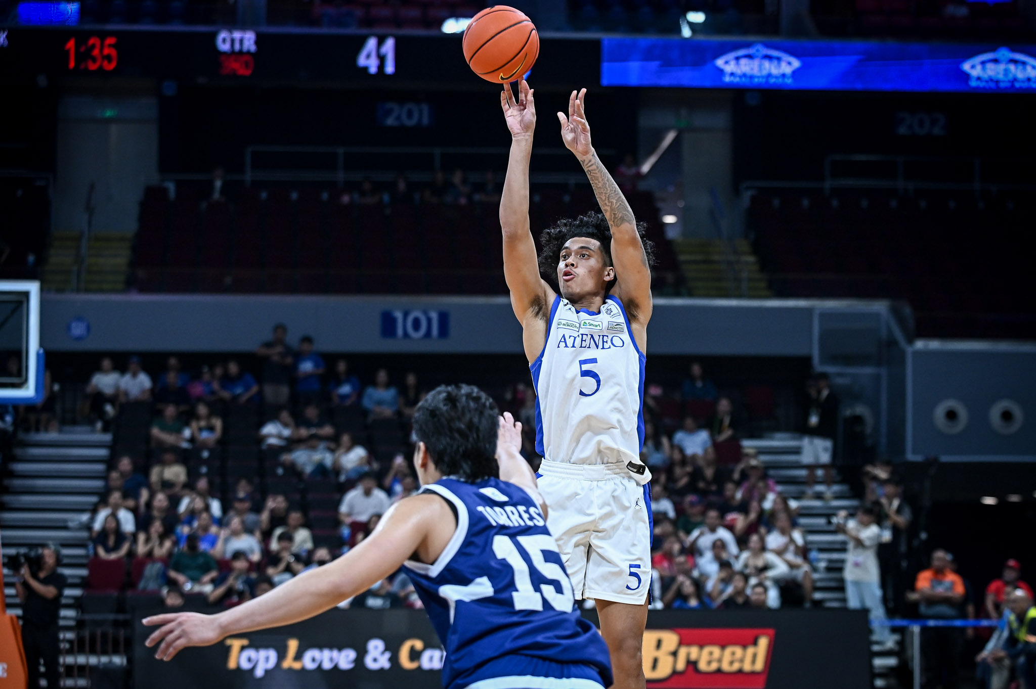 UAAP-89-MBB-ADMU-vs.-AdU-Travis-Roberts-0199 Travis Roberts focused on making most of lone UAAP season with Ateneo ADMU Basketball News UAAP  - philippine sports news