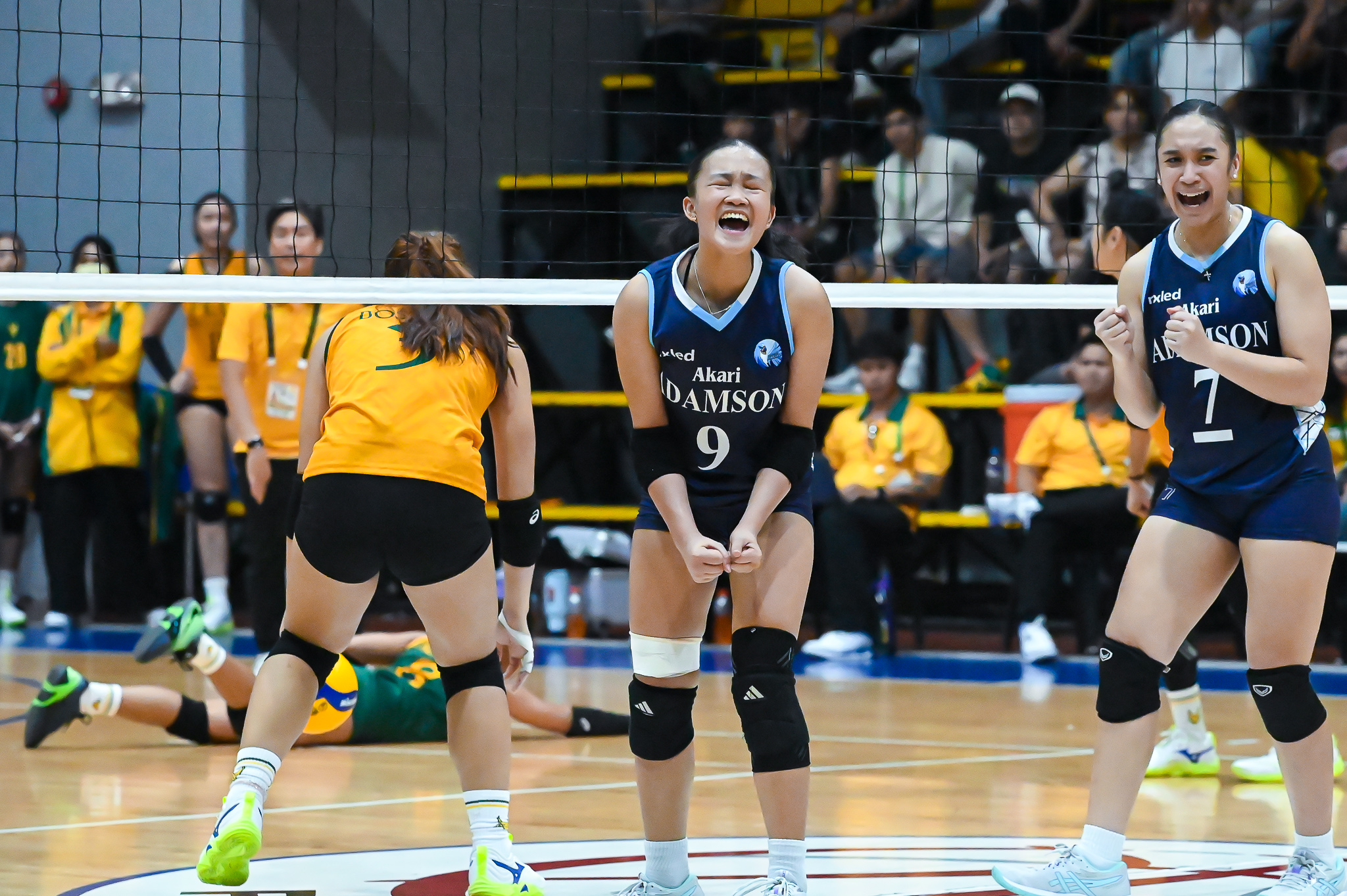 UAAP89-HSGVB-FEU-vs-ADU-Ma.-Ellaine-Lorraine-Gonzalvo-2016 NUNS claims solo lead in UAAP Girls' Volleyball with sweep of UST ADMU AdU DLSU FEU News NU UAAP UE UP UST Volleyball - philippine sports news