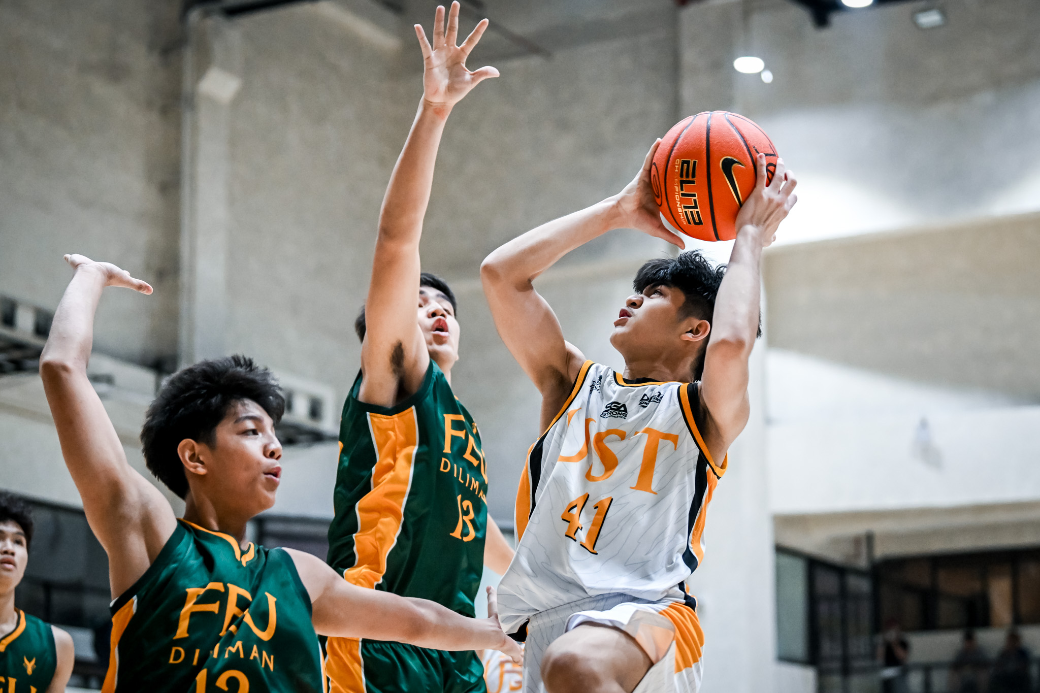 UAAP89-JHSBB-WAYNE-ANGGOT-2936 FEU-D returns to winning ways in UAAP juniors basketball, Poquiz, UPIS stun Ateneo ADMU Basketball FEU News UAAP UP UST - philippine sports news