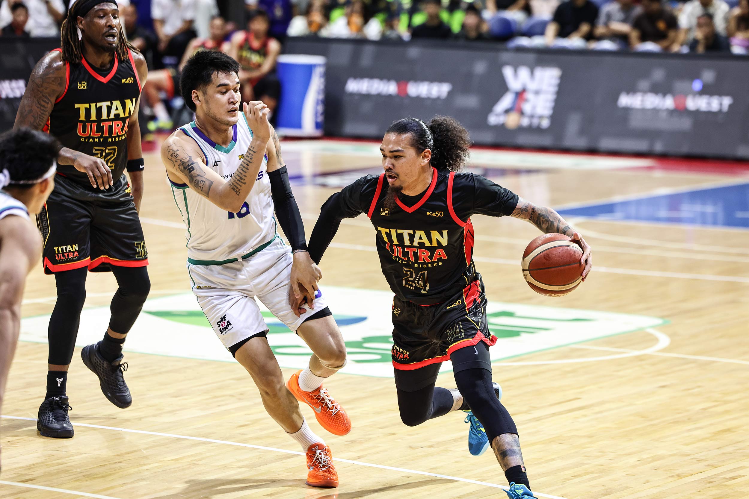 2026-PBA-Governors-Cup-Converge-def-Titan-Ultra-Joshua-Munzon Converge clinches PBA quarterfinal berth with rout of Titan Ultra Basketball News PBA - philippine sports news