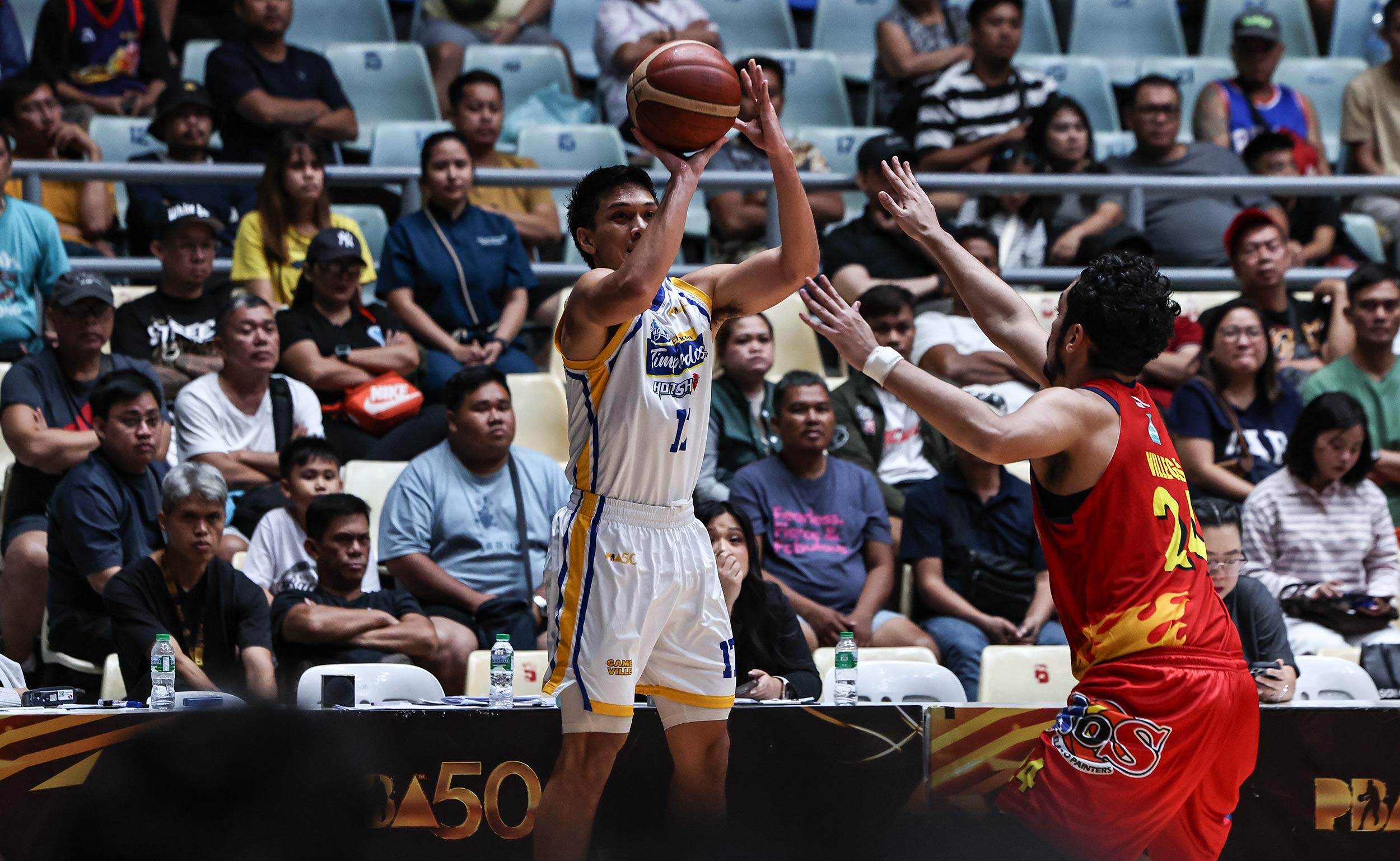 2026-PBA-Governors-Cup-Magnolia-def-Rain-or-Shine-Peter-Alfaro Magnolia secures top PBA Group B spot, sets up quarterfinal clash with TNT Basketball News PBA - philippine sports news