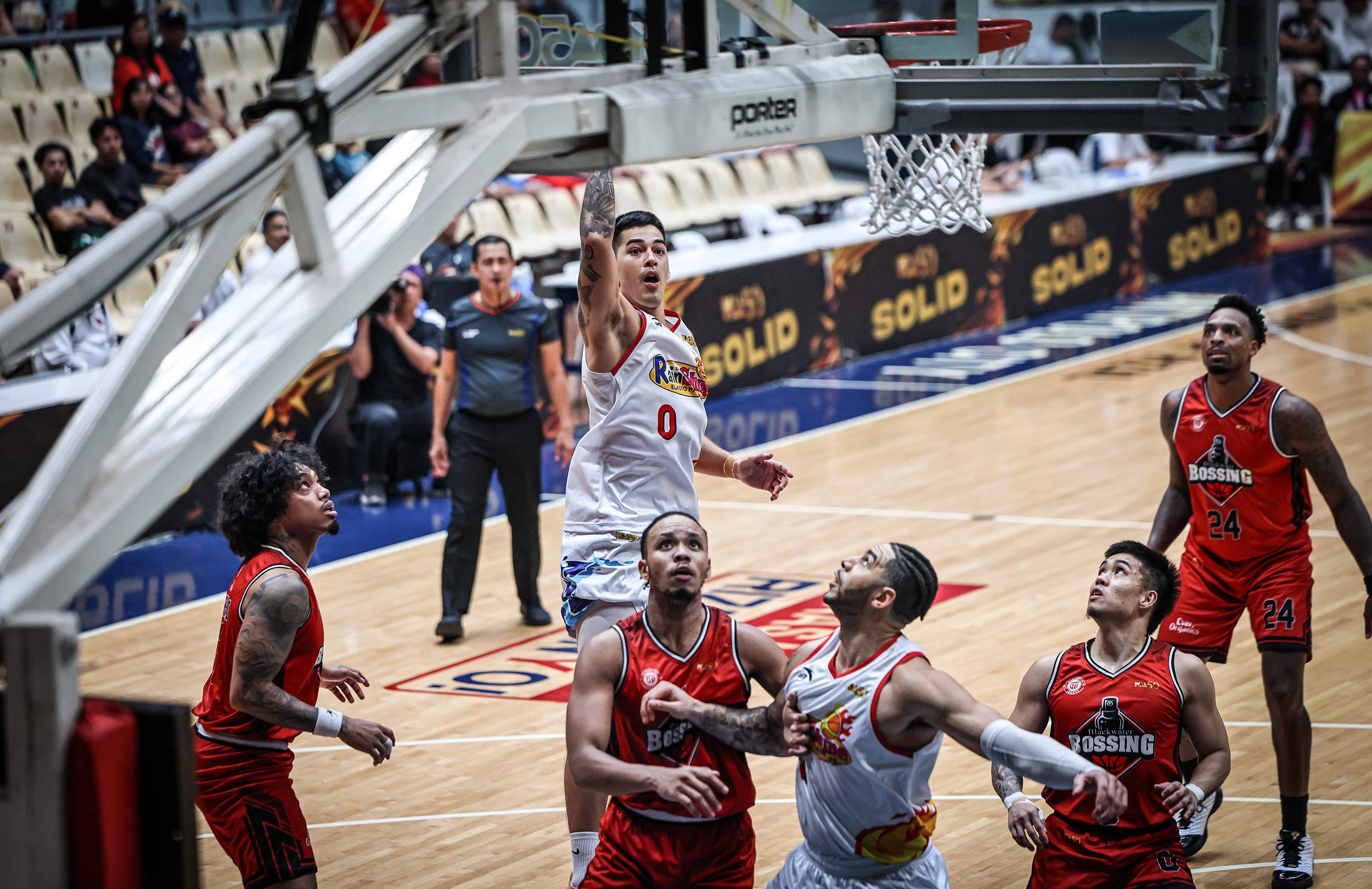 2026-PBA-Governors-Cup-Rain-or-Shine-def-Blackwater-Caelan-Tiongson Rain or Shine survives Blackwater scare, clinches PBA quarterfinals berth Basketball News PBA  - philippine sports news