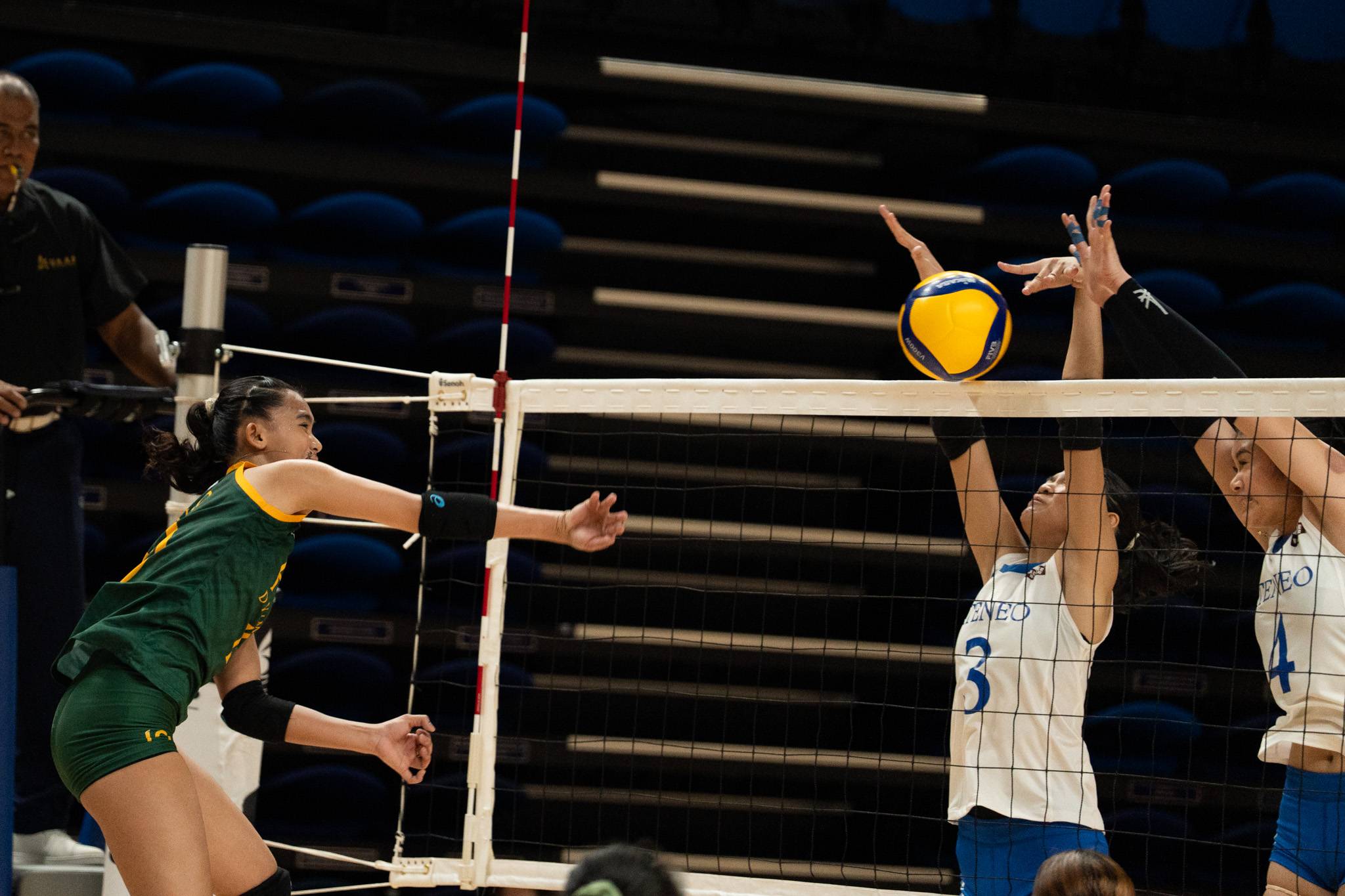 UAAP-89-HSVG-ADM-VS-FEU-BONGO-JOEYANA-CLAIRE-3-1 NUNS stays unbeaten, sweeps UPIS in UAAP girls’ volleyball ADMU AdU DLSU FEU News NU UAAP UE UP UST Volleyball - philippine sports news