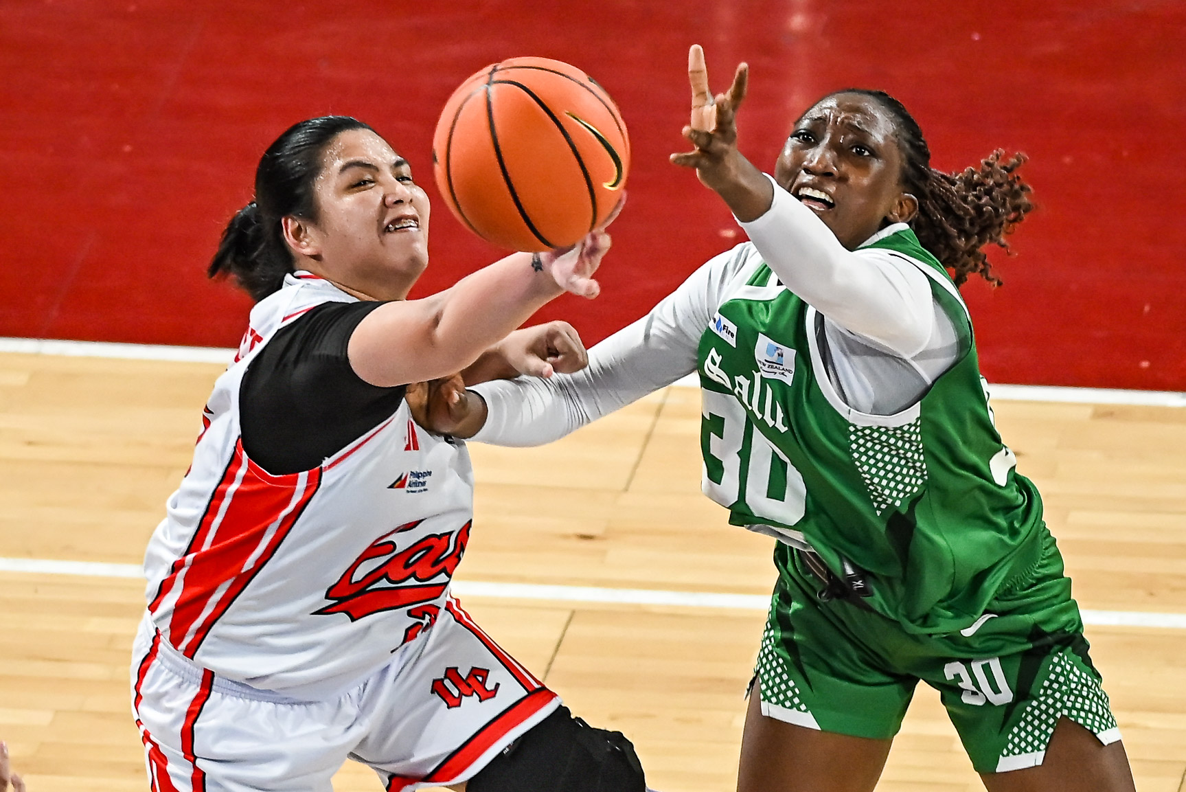 UAAP-89-WBB-DLSU-vs.-UE-Bukky-Ojo-7696 La Salle shakes off FEU loss, cruises past UE in UAAP Women's Basketball Basketball DLSU News UAAP UE - philippine sports news