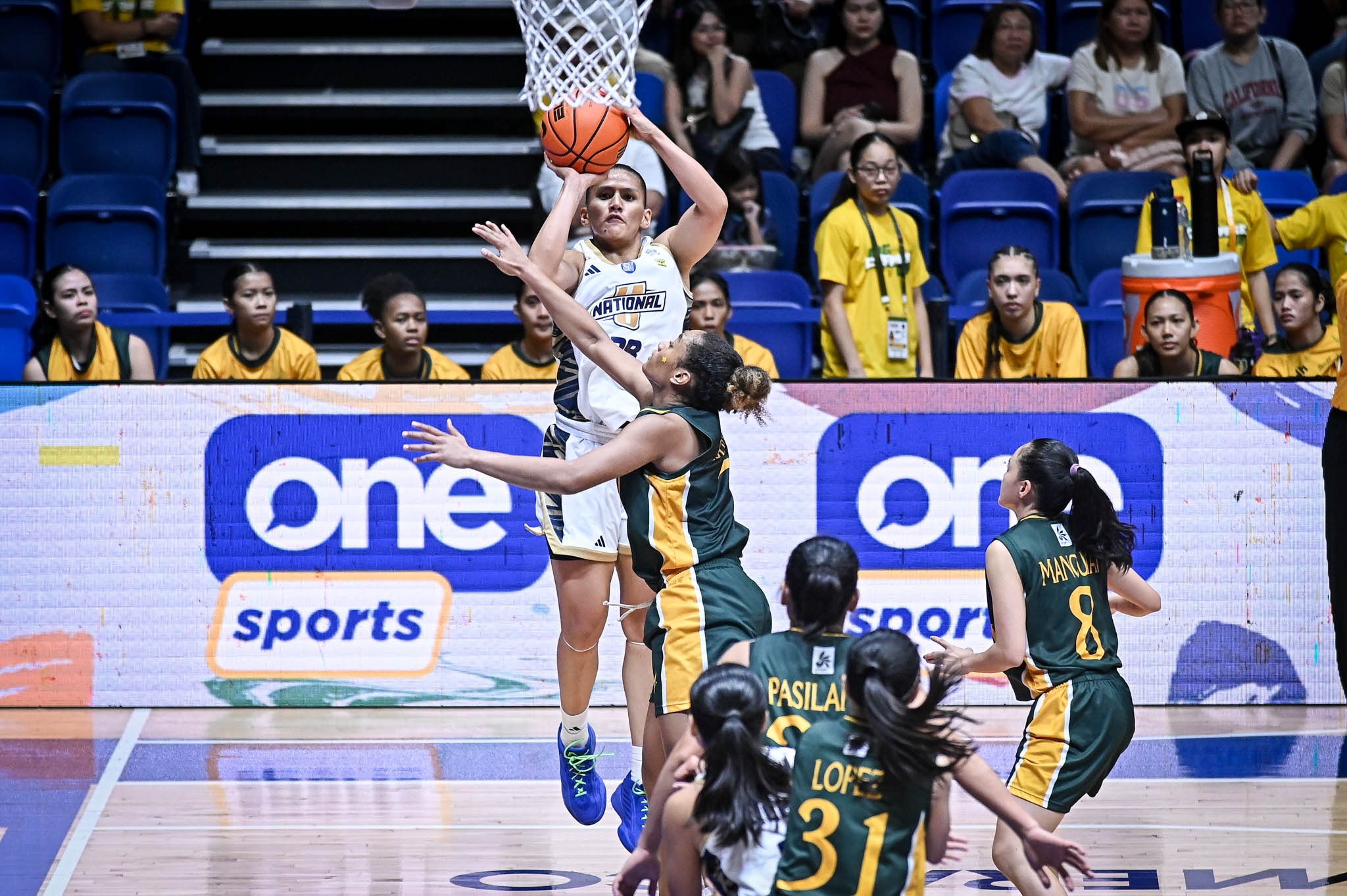 UAAP-89-WBB-NU-vs.-FEU-Tin-Cayabyab-9827 NU holds off FEU to solidify grip on second in UAAP women's basketball Basketball FEU News NU UAAP - philippine sports news