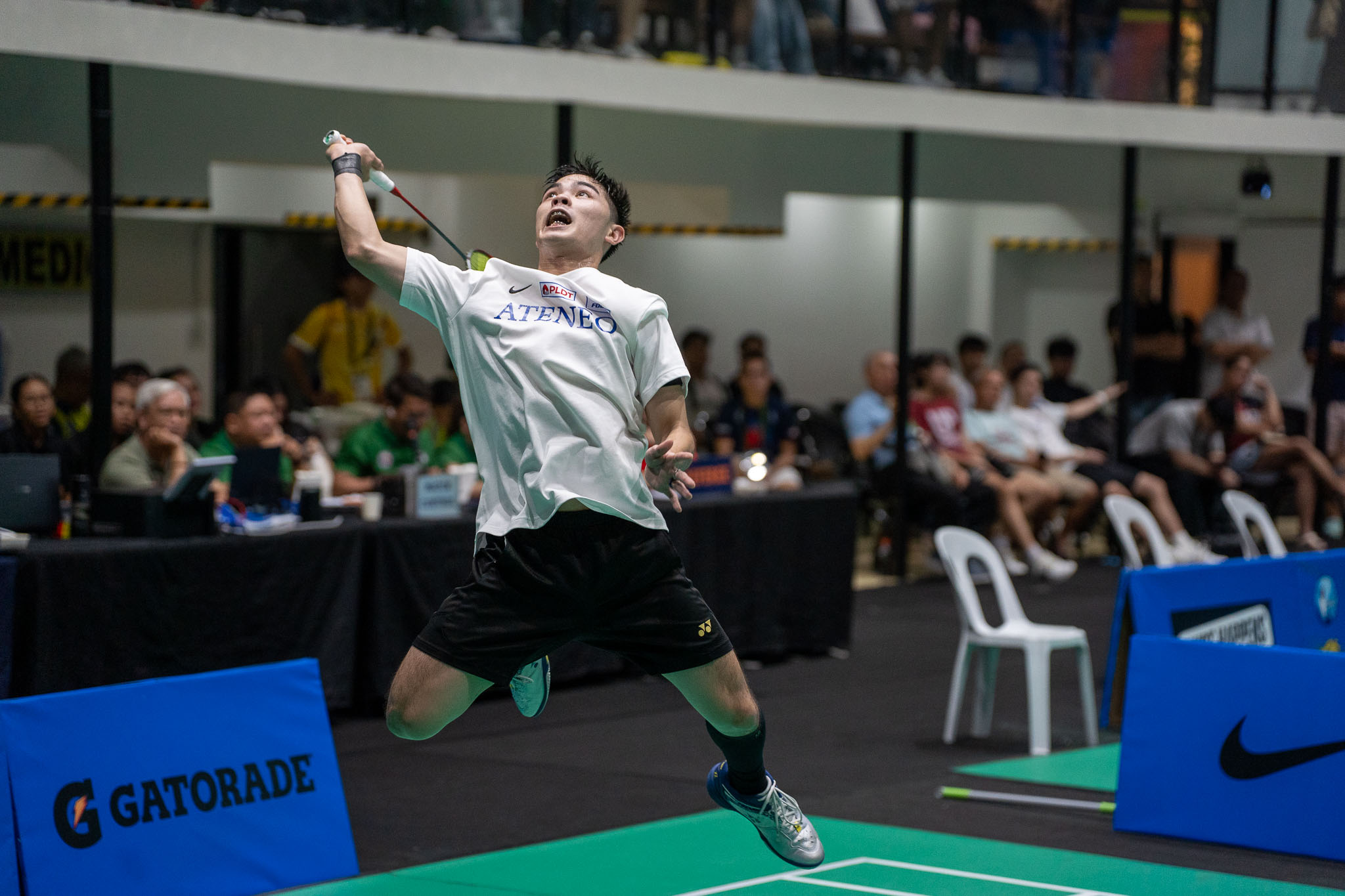 UAAP-S89-BADMINTON-UP-VS-ADMU-LYRDEN-LABORTE-155 Espinoza, Fulmentera power UST past La Salle to force UAAP men's badminton playoff ADMU AdU Badminton DLSU News NU UAAP UP UST - philippine sports news