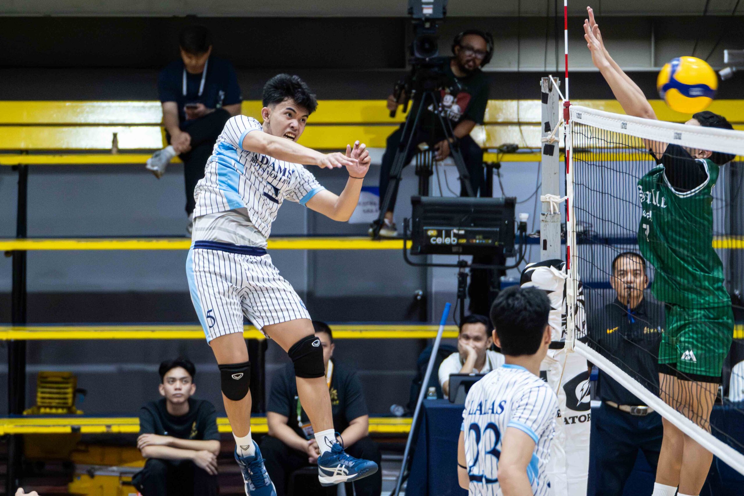 UAAP-S89-HSVB-ADU-VS-DLSZ-Lance-Danielle-Babon-scaled UST stays unbeaten, moves closer to UAAP boys' volleyball final four ADMU AdU DLSU FEU News NU UAAP UE UP UST Volleyball  - philippine sports news