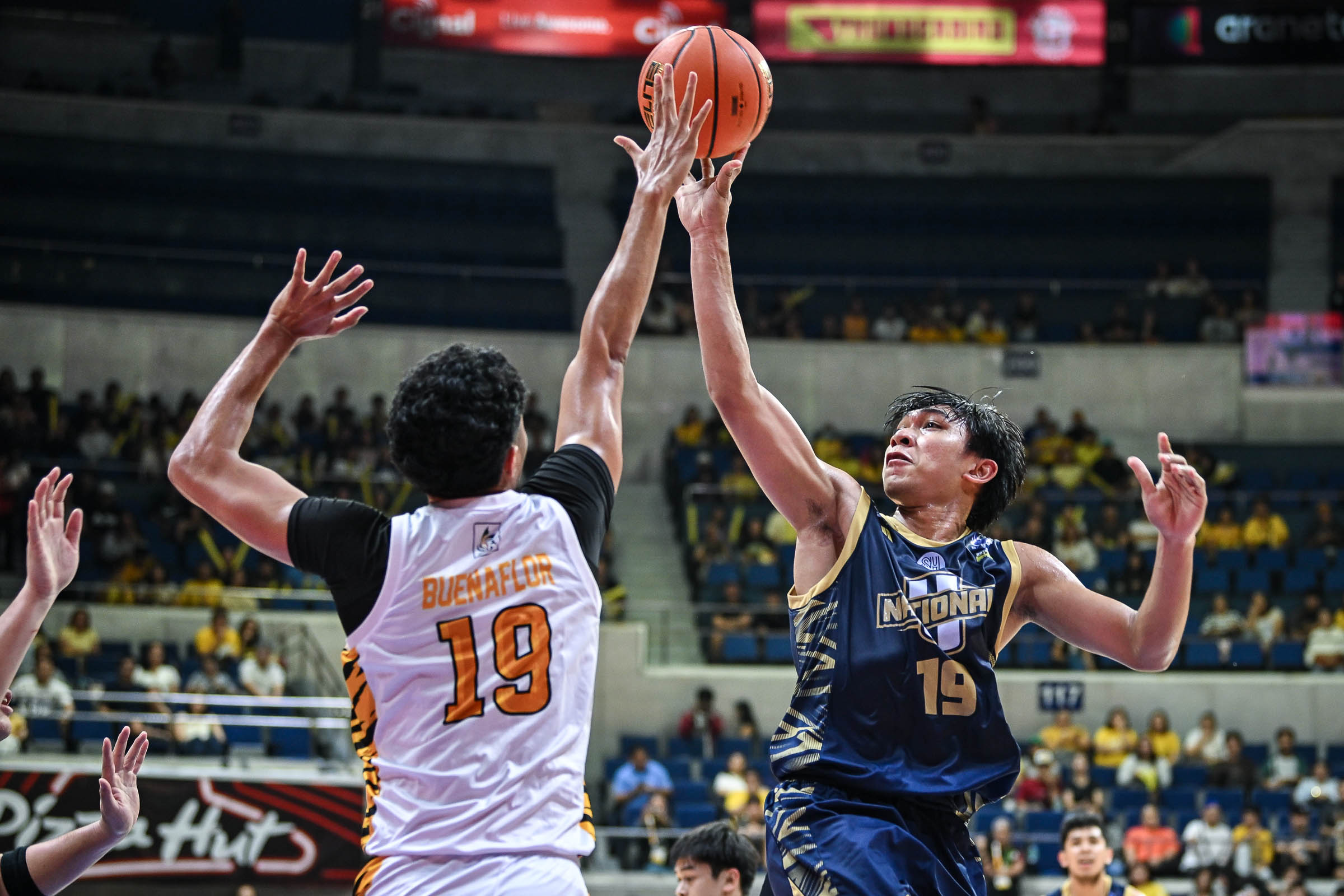 UAAP89-MBB-Macmac-Alfanta-2718 UAAP men's basketball: Jumamoy buries game-winner as NU escapes UST in OT Basketball News NU UAAP UST - philippine sports news