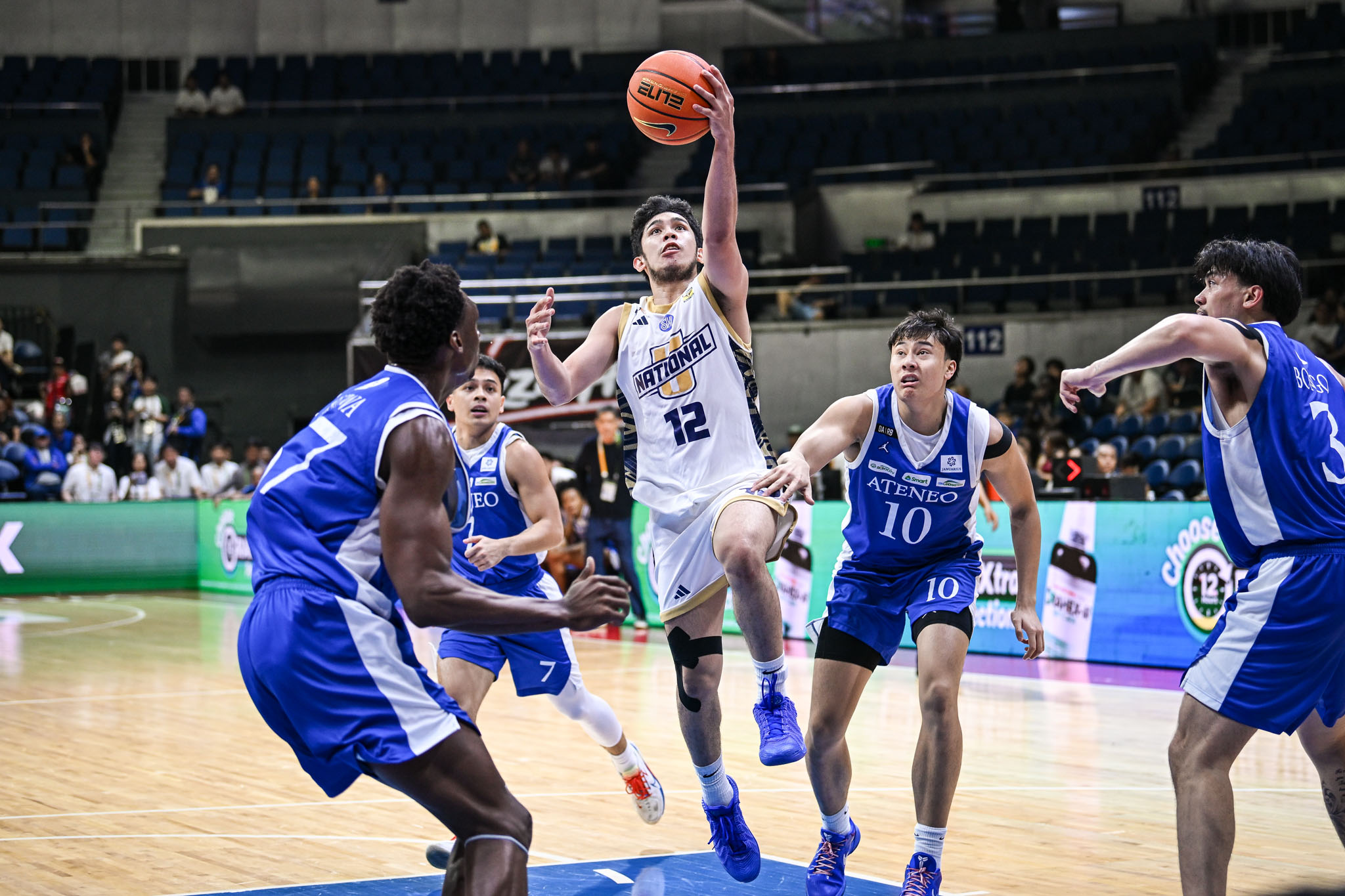 UAAP89-MBB-Reinhard-Jumamoy-5145 Bahay, Alas deliver in the clutch as Ateneo completes UAAP men's basketball sweep of NU ADMU Basketball News NU UAAP - philippine sports news