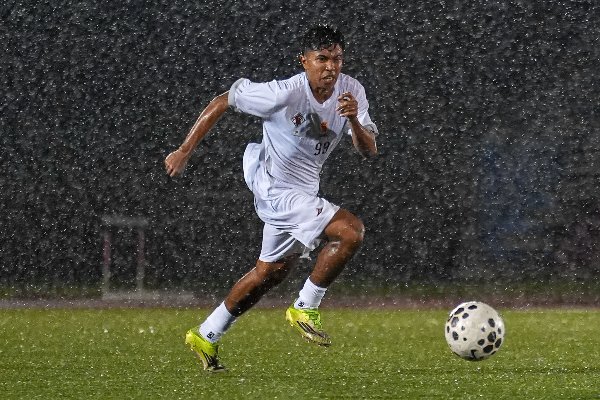 UAAP89-Mens-Football_-UP-vs-ADMU_-BATION-Ramil-05555 Bation, Guerrero trade stunners as UP, Ateneo settle for draw in UAAP men's football ADMU Football News UAAP UP  - philippine sports news