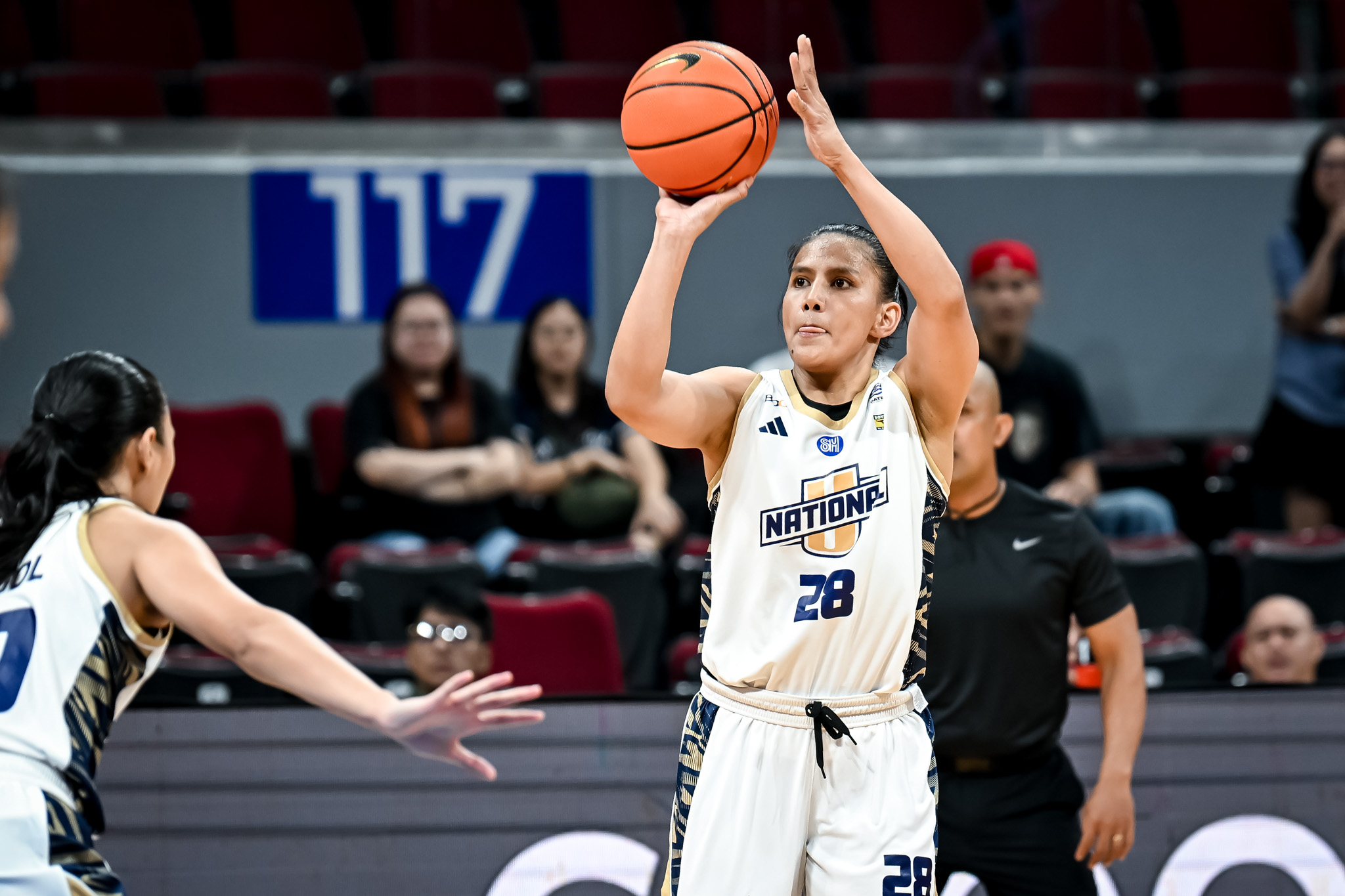 UAAP89-WBB-KRISTINE-CAYABYAB-1321 UP stuns NU to extend winning streak to three in UAAP women's basketball Basketball News NU UAAP UP - philippine sports news