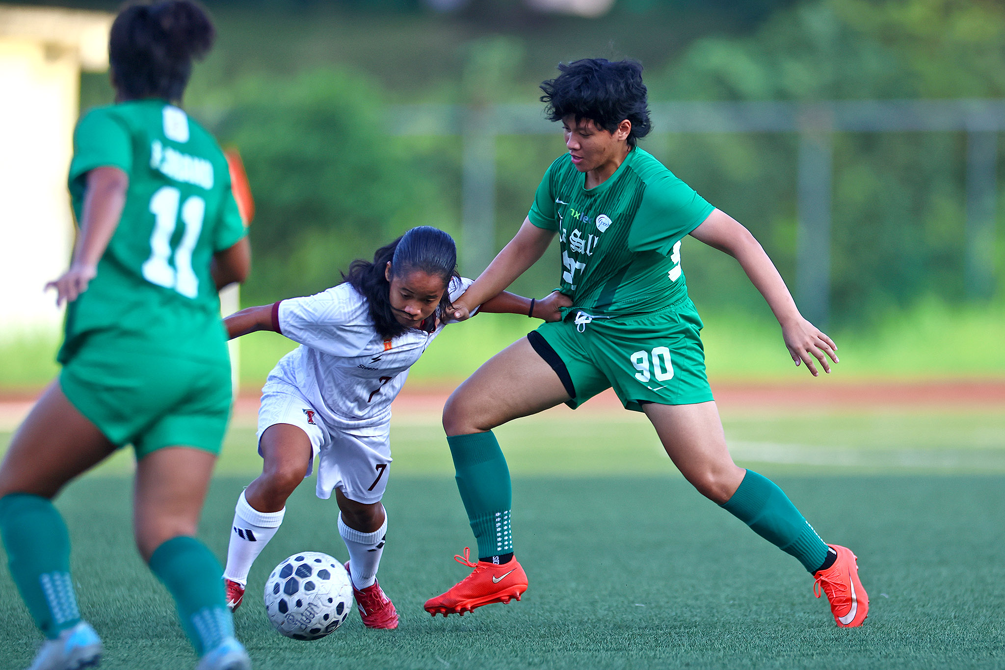 UAAP89-WFB-Chelsea-Maguad-Ushin-Valencia Muros’ winner lifts UP past La Salle ahead of UAAP women's football final four DLSU Football News UAAP UP - philippine sports news