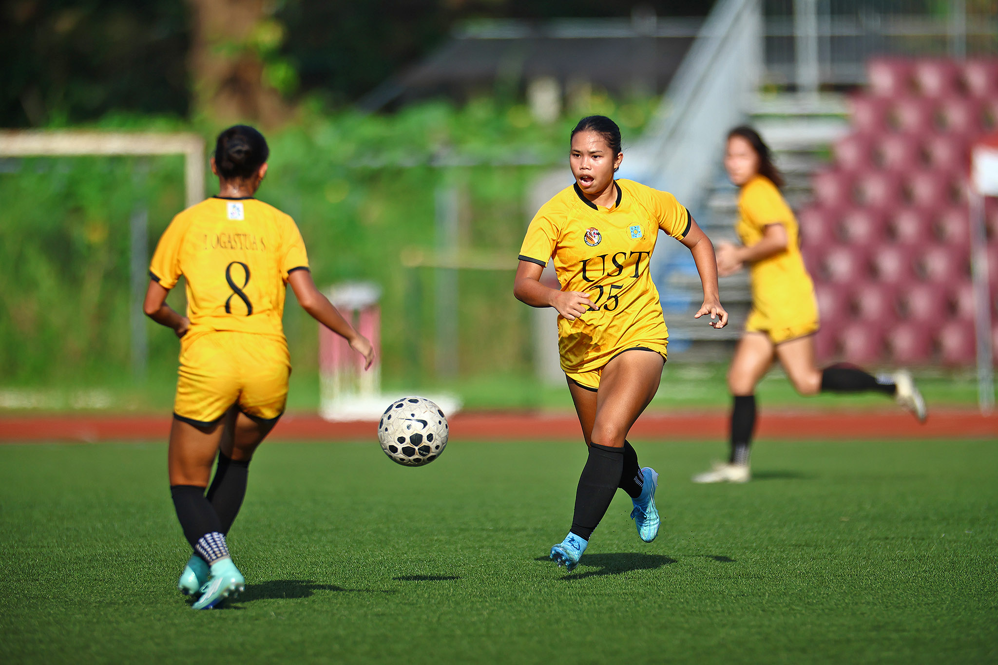 UAAP89-WFB-Christy-Logastua Erissa Rivas extends scoring streak as UP blanks UST in UAAP women's football Football News UAAP UP UST - philippine sports news