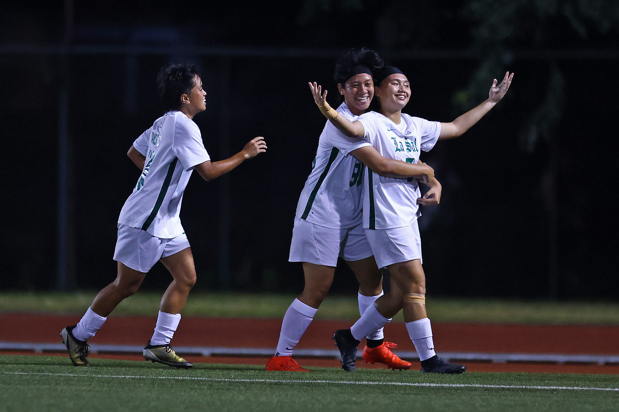Elisha Lubiano’s lone goal lifted La Salle past FEU, 1-0, snapping the Lady Tamaraws’ 38-game unbeaten streak and forcing a traditional Final Four format in the UAAP Season 89 women’s football tournament