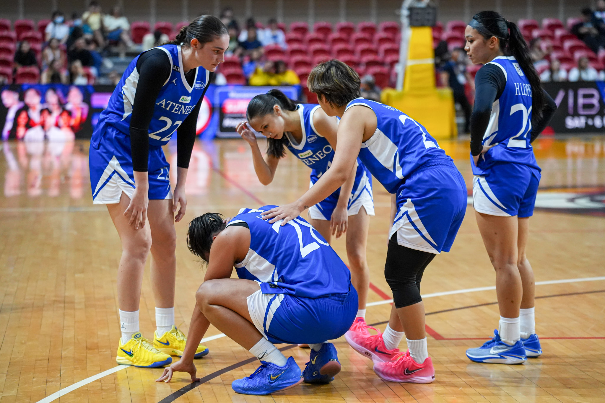 UAAP89-Womens-UST-vs-ADMU_-DELA-ROSA-Kacey-01501 Sierba erupts for 35 as UST routs Ateneo, stays unbeaten in UAAP women's basketball ADMU Basketball News UAAP UST - philippine sports news